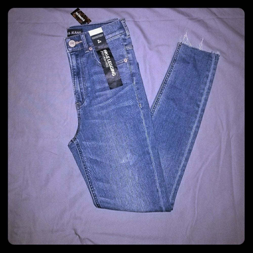 Express ankle leggings NWT [SZ-2]